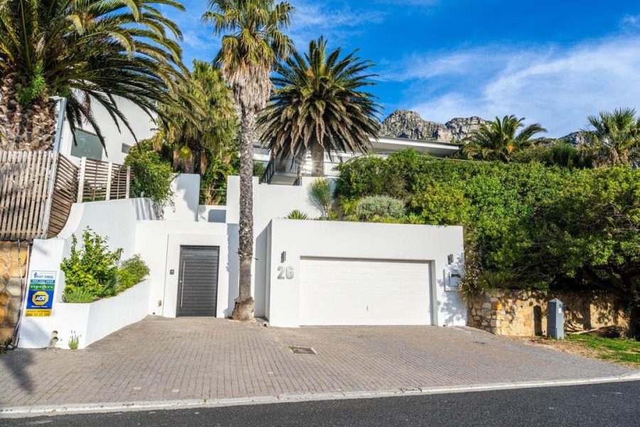 To Let 4 Bedroom Property for Rent in Camps Bay Western Cape